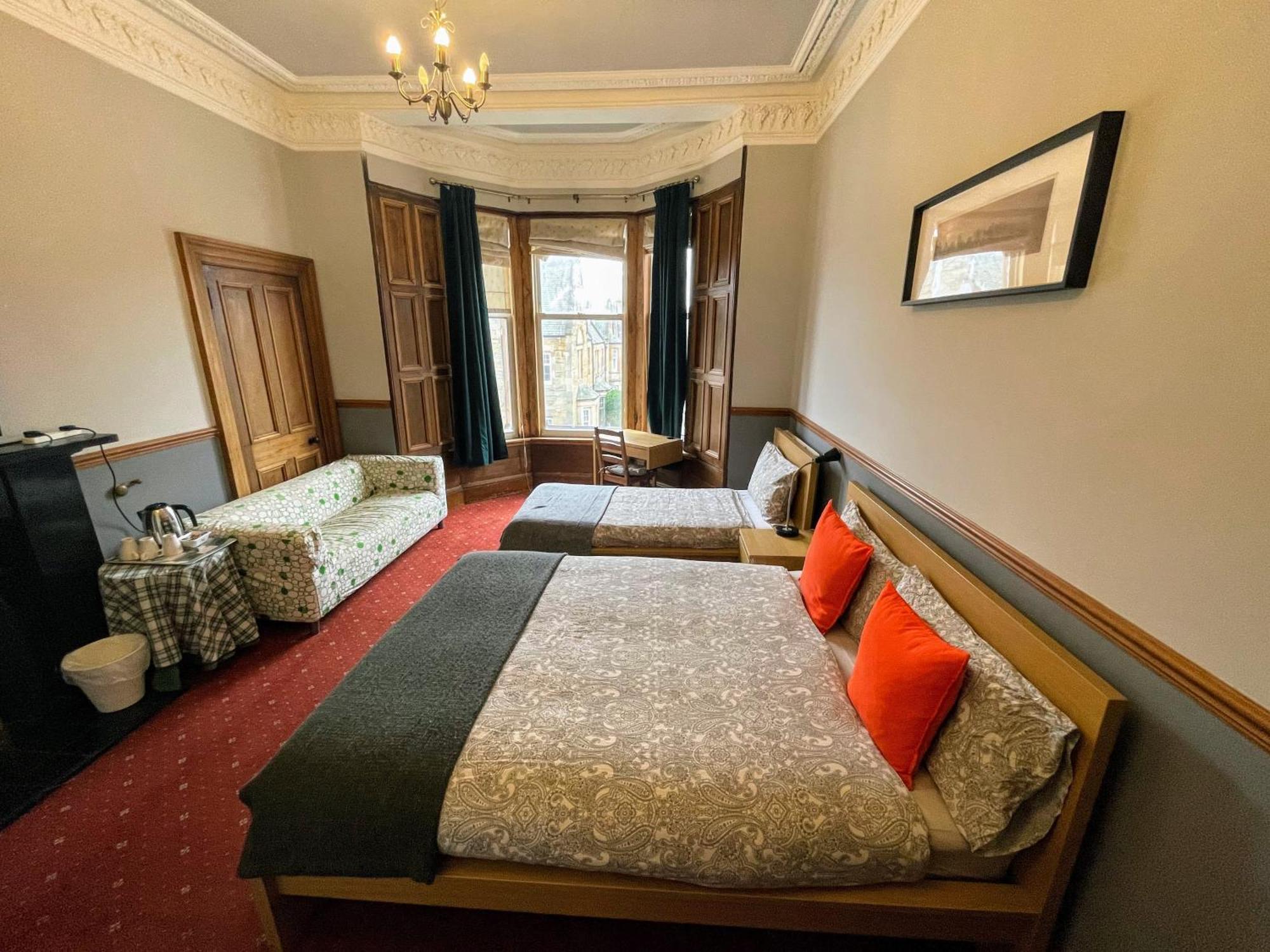 Airdenair Guest House EDI Eksteriør bilde